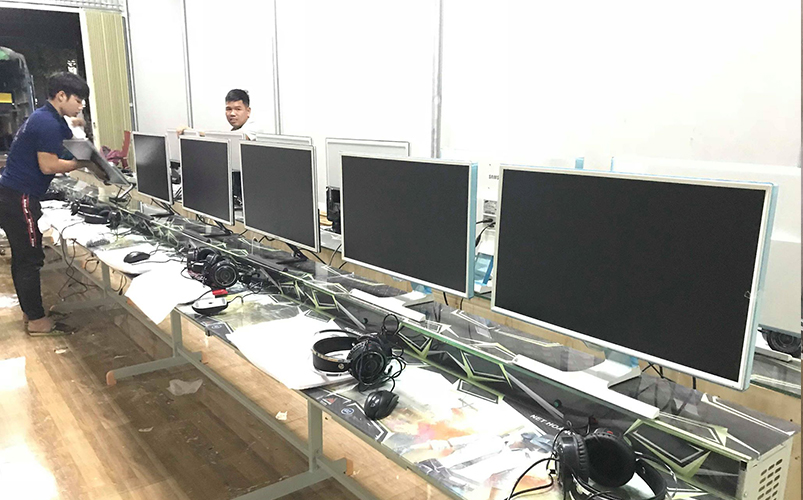 Màn hình phẳng ở phòng net tại Yên Định, Thanh Hóa