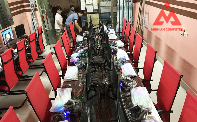 Phòng net Thanh Dương với rất nhiều máy có cấu hình khủng