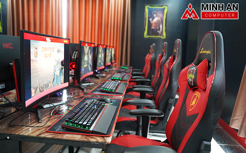Màn hình cong của Cyber Game Icafe OLETER