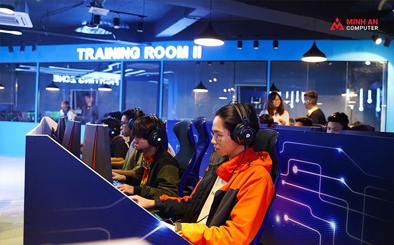 Uproad Game Center - Cyber Game 130 máy tại Hà Đông, Hà Nội ảnh 11
